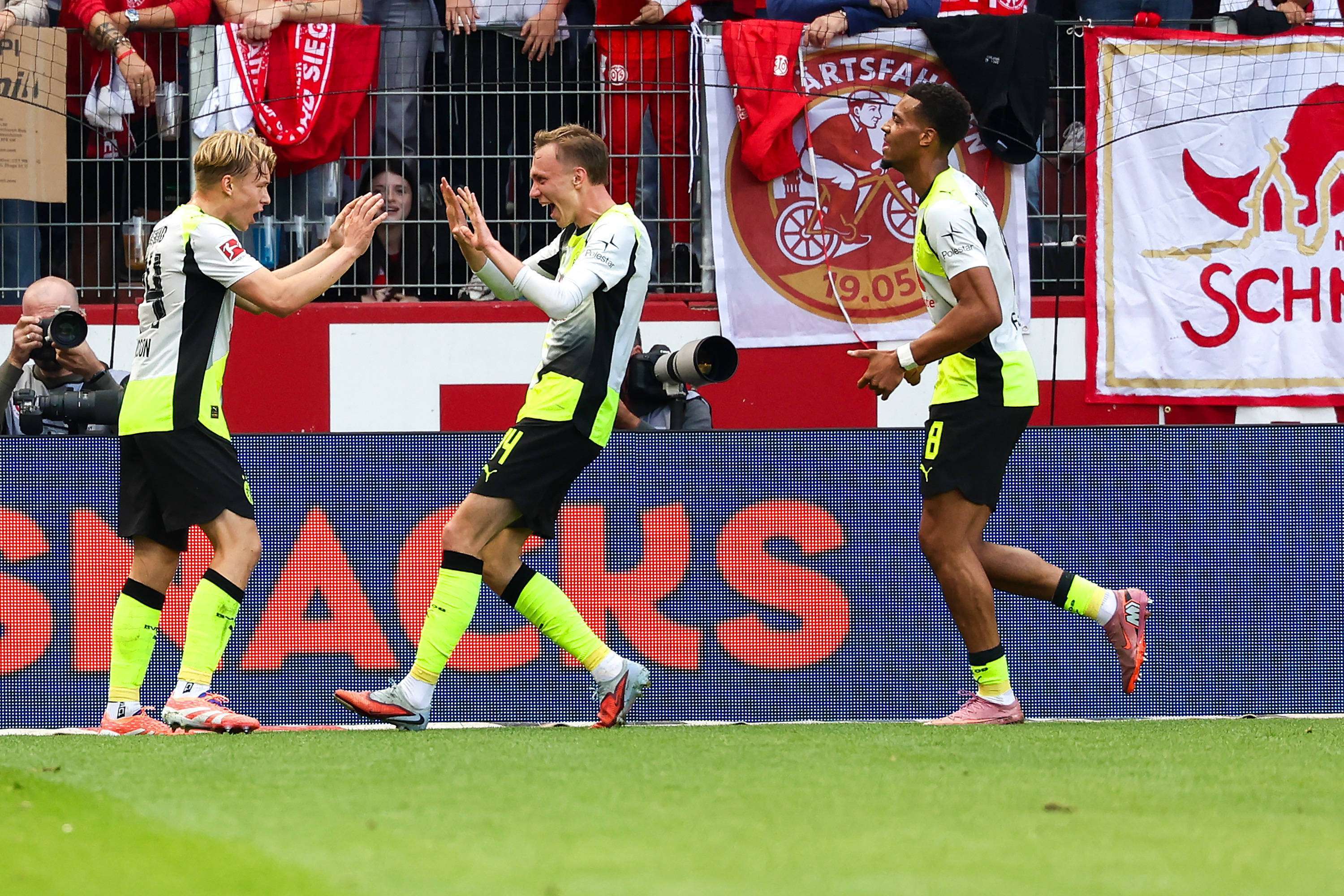 扑克游戏-莱比锡击败沃尔夫斯堡保持德甲前三