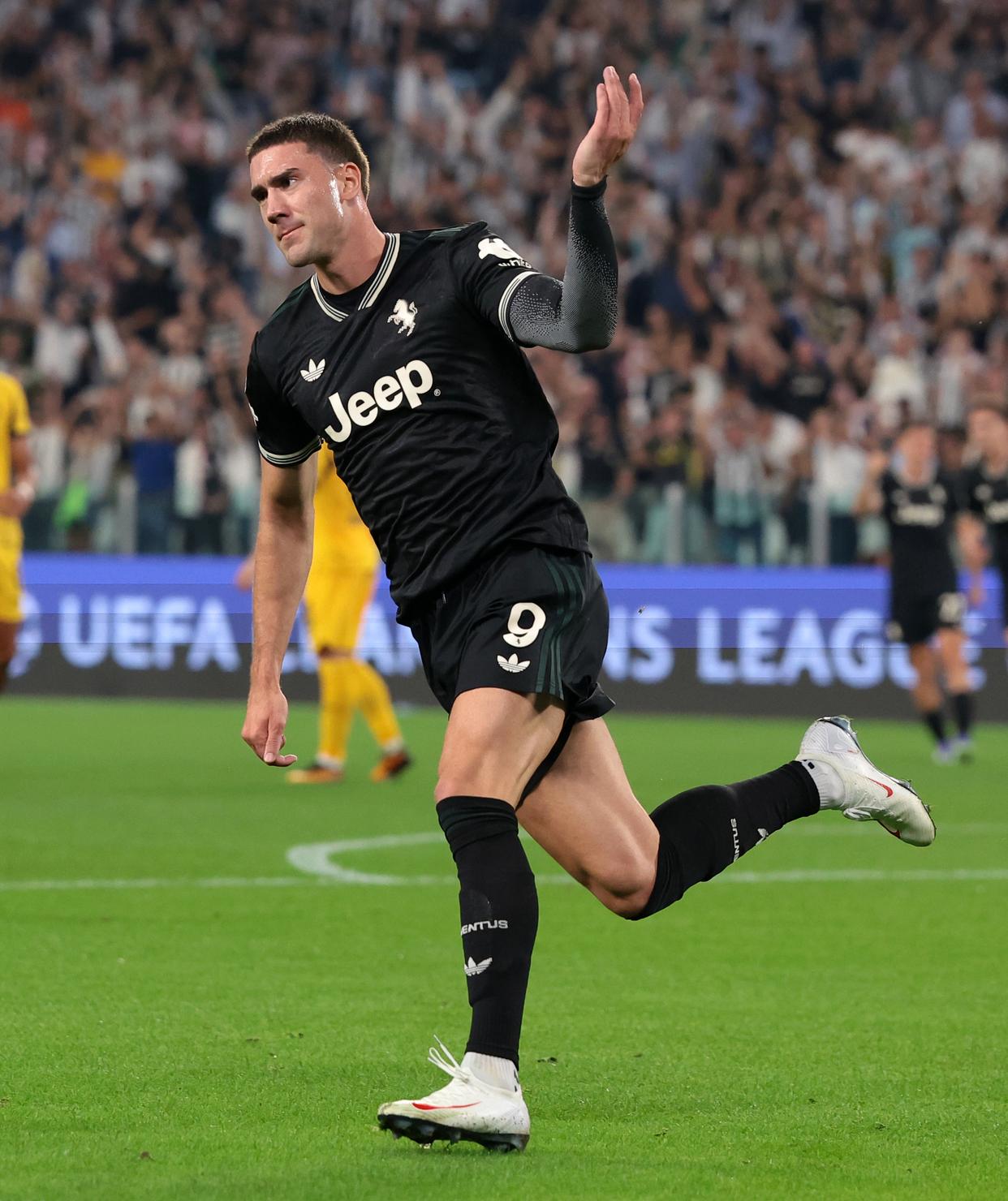 德州扑克-尤文图斯完胜利兹联：晋级欧冠淘汰赛的简单介绍